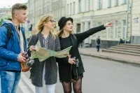 Студентам разрешат работать экскурсоводами после прохождения аттестации