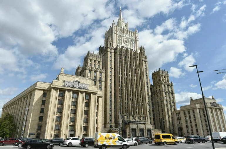 МИД: Киев развязал настоящий террор против российских журналистов и военкоров