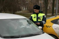 Штрафы за парковку на тротуарах предложили существенно увеличить