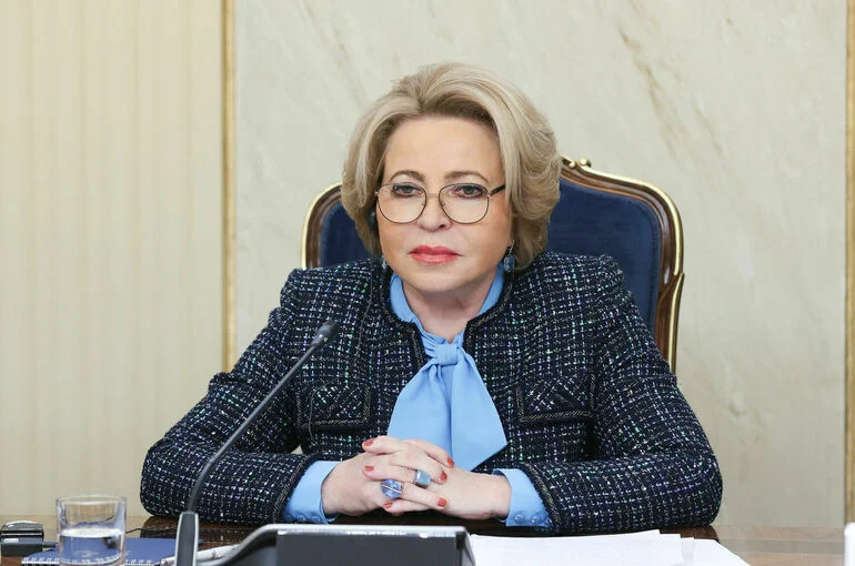 Матвиенко назвала общим долгом защиту правды о Второй мировой войне