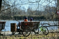 Москвичам пообещали сухую и теплую погоду на выходных