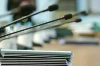 Комиссия Госдумы проголосовала за прекращение полномочий депутата Напсо