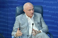 Сенатор Клишас заявил о еженедельных контактах с представителями Генпрокуратуры