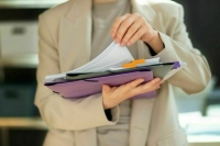 Продавцы вернут деньги за навязанные услуги