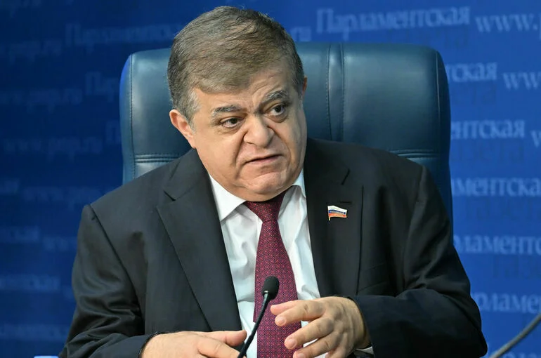 Сенатор Джабаров считает, что американская пресса перевирает слова Трампа