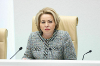 Матвиенко предложила ввести штрафы за задержку доставки писем приставов