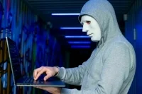 Иноагентам с 1 сентября могут запретить заниматься просвещением в России