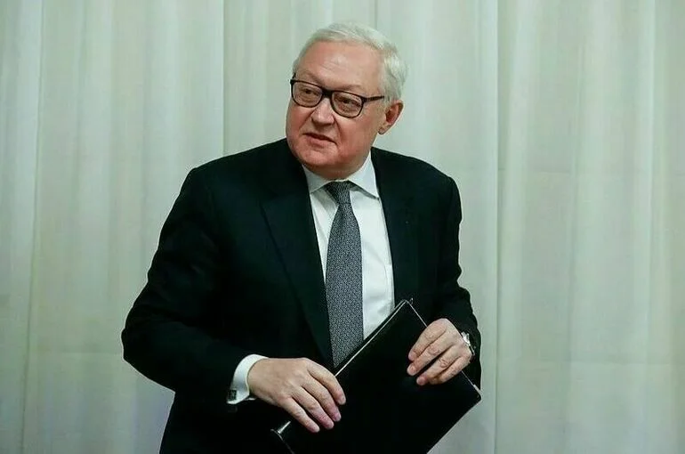 Рябков: Администрация Трампа продолжит попытки сдерживать и ослаблять Россию