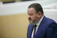 Котяков объяснил, зачем регионы вводят выплаты для беременных школьниц