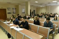 В Госдуму внесли законопроект об ограничении числа платных мест в вузах
