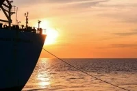 Росприроднадзор намерен усилить контроль за перевозкой нефти после ЧП в Черном море