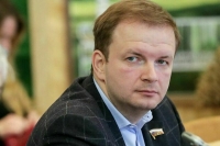 Депутат Говырин объяснил, зачем ограничивать число платных мест в вузах