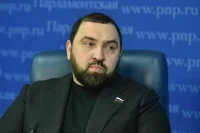 Депутат Хамзаев: Запрет на продажу алкоголя можно распространить на выходные