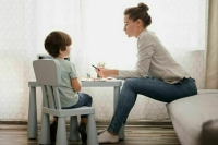 Медицинскую и психологическую помощь детям предложили оказывать конфиденциально