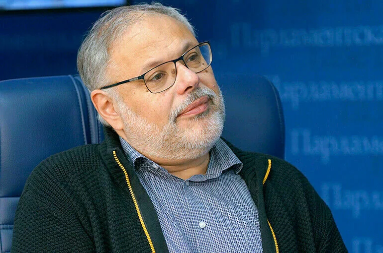 Экономист Хазин считает, что тема восстановления военной мощи ЕС закрыта