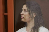 WSJ: Россия передала США Ксению Карелину, осужденную на 12 лет за госизмену