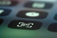 Россиянам рассказали о мошеннических схемах с QR-кодом