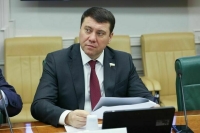 Сенатор Абрамов назвал возможные условия для возврата иностранных брендов в РФ