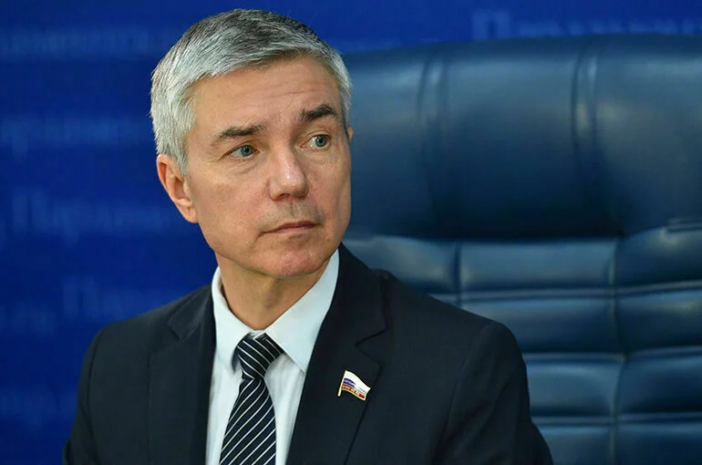 Депутат Ревенко: Герои СВО должны получить такую же известность, как герои Великой Отечественной