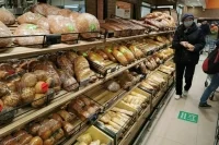 Супермаркеты предложили обязать торговать местными продуктами