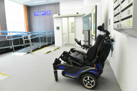 Минобороны: Ветеранам СВО с инвалидностью переоборудовали более 1 тысячи квартир