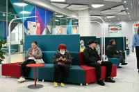 Зарплата жене и точка: зачем россиянам нужны самозапреты