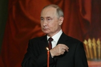 Путин поздравил православных христиан и россиян с Пасхой