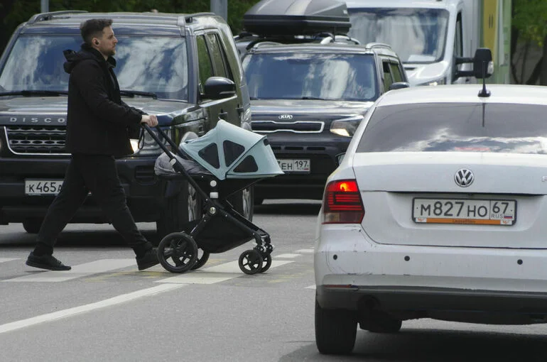 Льготное автокредитование для семей с детьми хотят вернуть