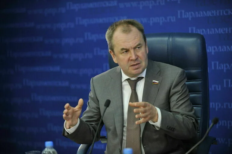Депутат Наумов обратил внимание на дороговизну бытовой химии