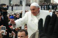 La Repubblica: Причиной смерти папы Франциска мог стать инсульт