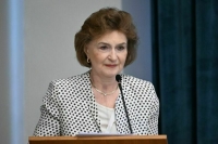 Историк Нарочницкая: Память о войне надо освободить от «коварной двойственности»  