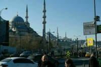 В Стамбуле продолжаются подземные толчки после землетрясения