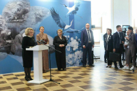 Матвиенко считает, что меры поддержки семей нужно совершенствовать