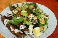 Стало известно, во сколько обойдется стол на майские праздники