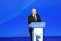 Путин призвал сделать все, чтобы помешать возрождению нацизма