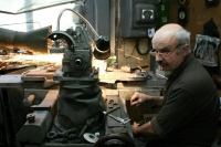 Росстат: Доля работающих пенсионеров к концу 2024 года составила 17%