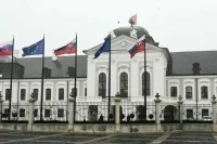 В Словакии подали петицию о референдуме об отмене санкций против России