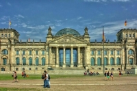 Вагенкнехт надеется, что Мерц не станет канцлером