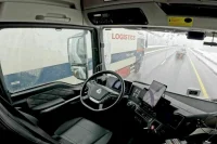 Россиян хотят предупреждать о беспилотных авто