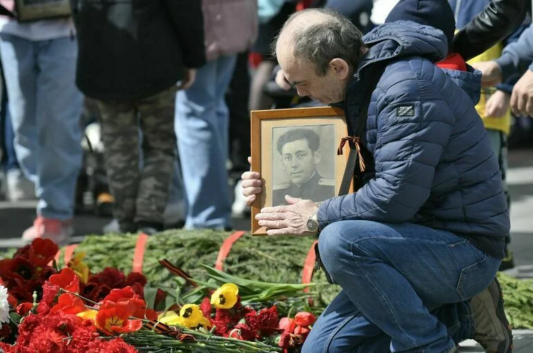 Во всех регионах России началось онлайн-шествие «Бессмертного полка»