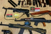 В схроне «таганской» ОПГ нашли более 100 единиц оружия и взрывчатки