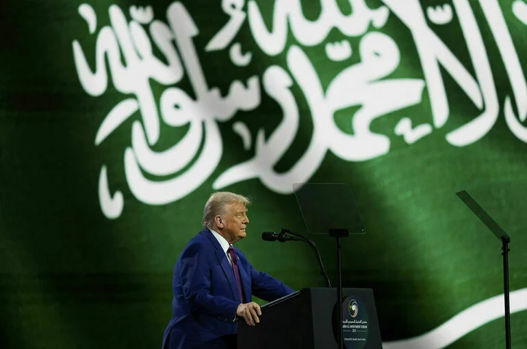 Ближневосточный вояж Трампа: крупная сделка с Эр-Риядом, снятие санкций с Дамаска