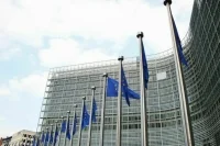 Politico: ЕС рассматривает полное торговое эмбарго против России