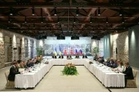 ТАСС: Делегации России и Украины не завершили переговоры, а взяли паузу