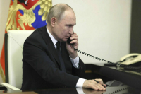 Путин рассказал Трампу, кто пытался запугать приехавших на 9 Мая лидеров