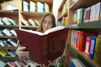 Кравцов представил словари, фиксирующие нормы современного русского языка