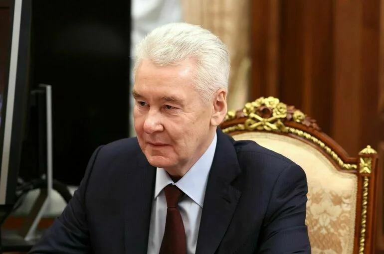 Силы ПВО за 40 минут сбили 9 летевших на Москву беспилотников
