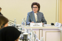 Сенатор Карелова предложила ввести в школах уроки экограмотности