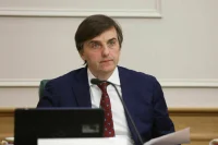 Кравцов: Единые школьные учебники по всем предметам подготовят в течение трех лет