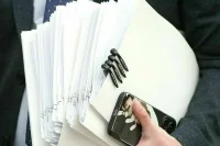 Депутаты предложили установить меры воздействия на возвращающиеся в Россию компании